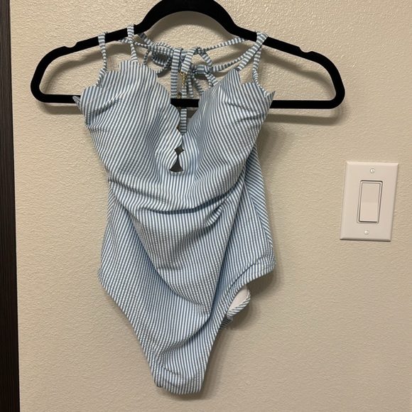 Jessica Simpson one Piece Bathing Suit - Picture 4 of 5